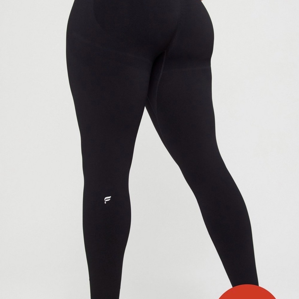 Seamless Scrunch High-Waisted Black Leggings Fabletics